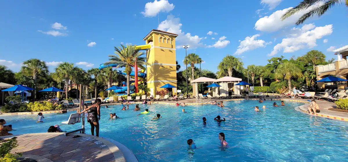 Gorgeous 2 Bed Condo & A Resort & Disney World